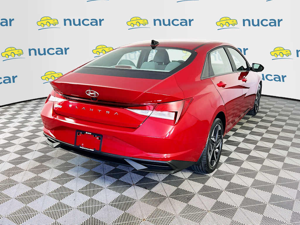 2023 Hyundai Elantra — photo 7
