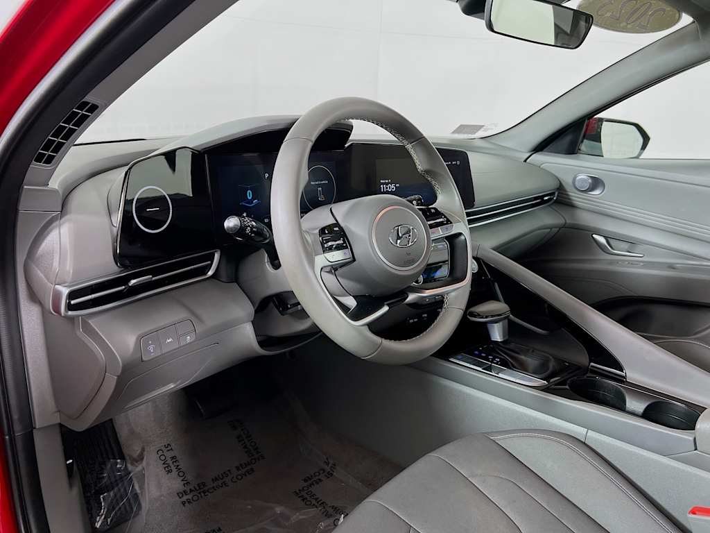2023 Hyundai Elantra — photo 9