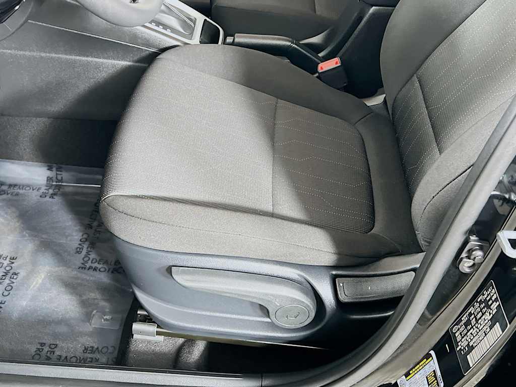 2025 Hyundai Venue — photo 19