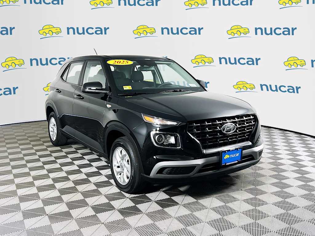 2025 Hyundai Venue — photo 1