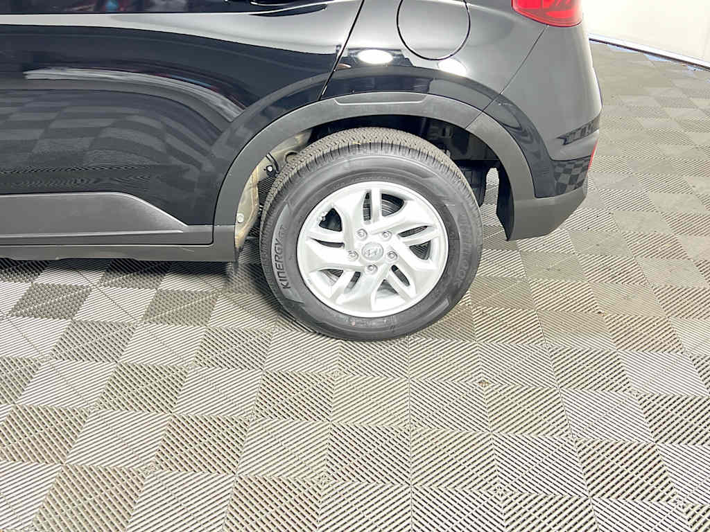 2025 Hyundai Venue — photo 29
