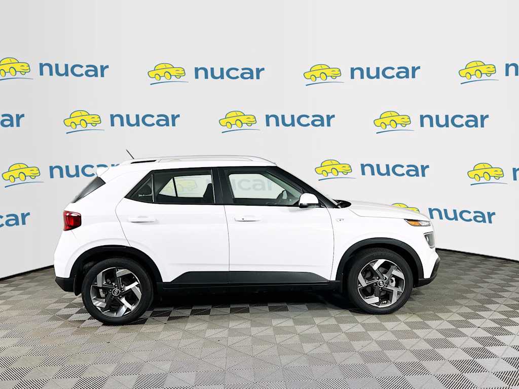 2025 Hyundai Venue — photo 8