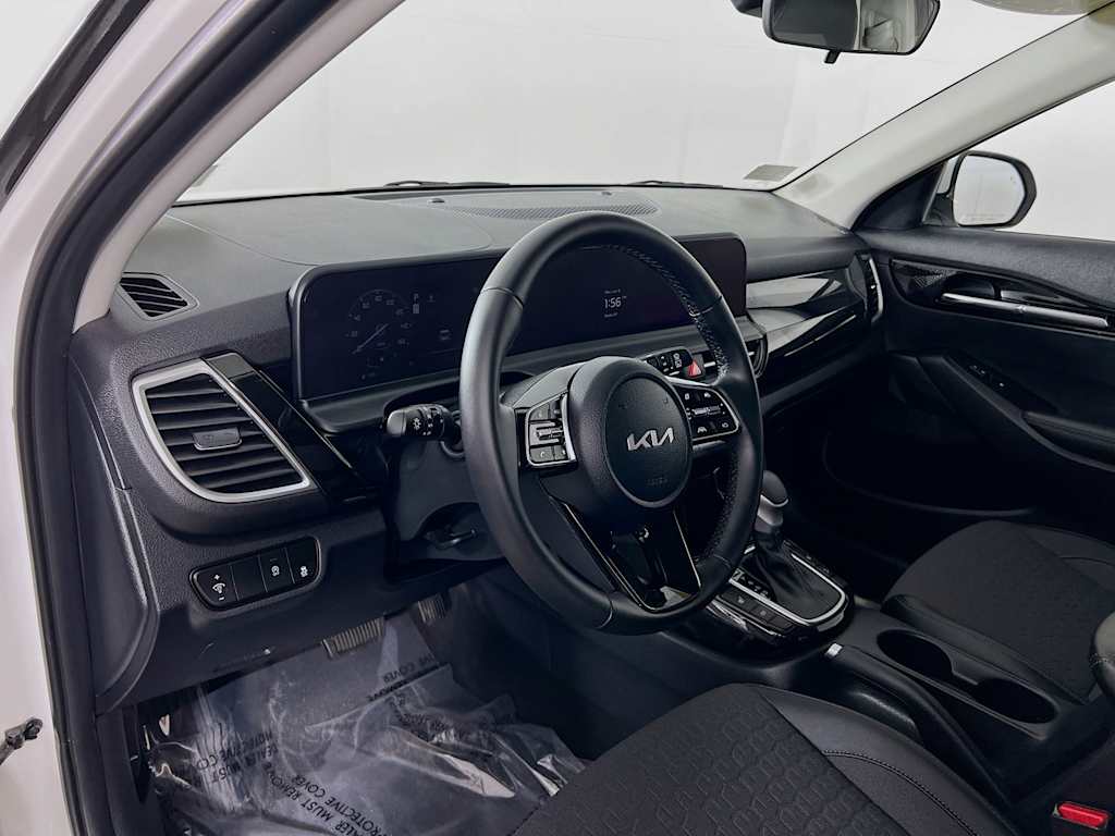 2024 Kia Seltos — photo 9