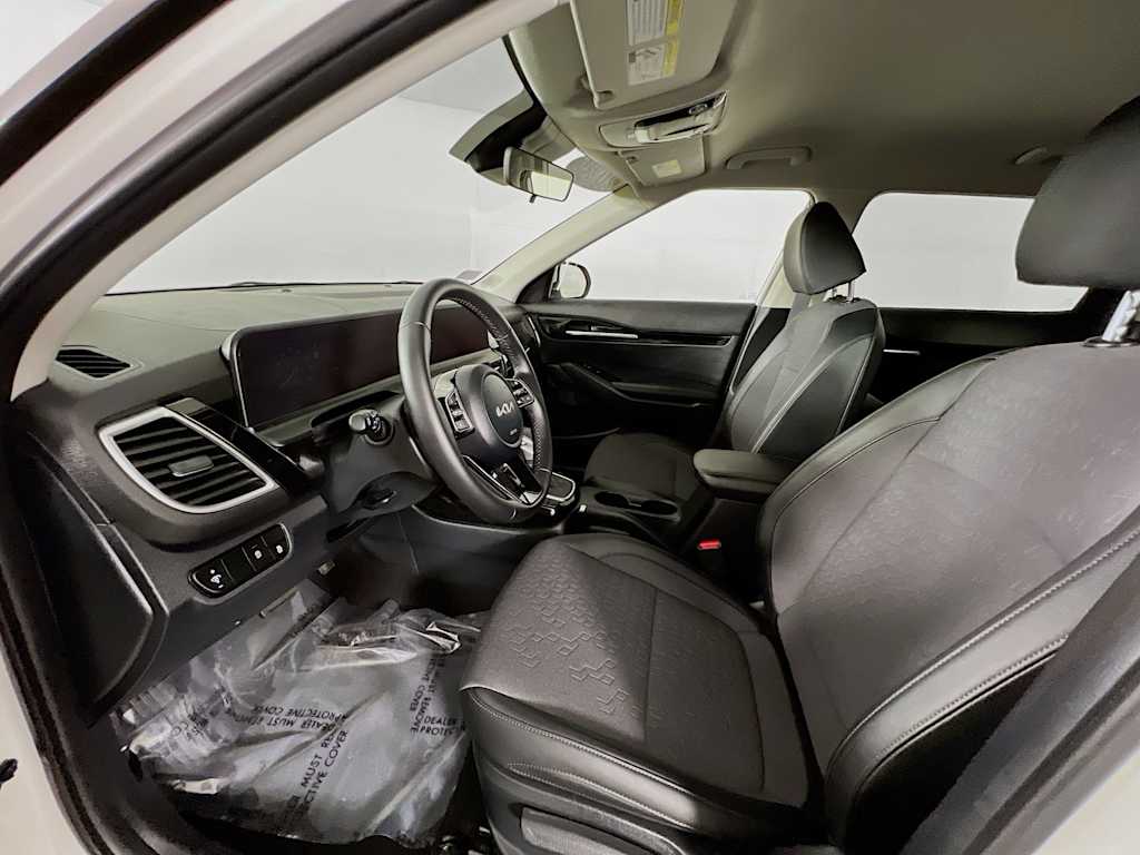 2024 Kia Seltos — photo 22