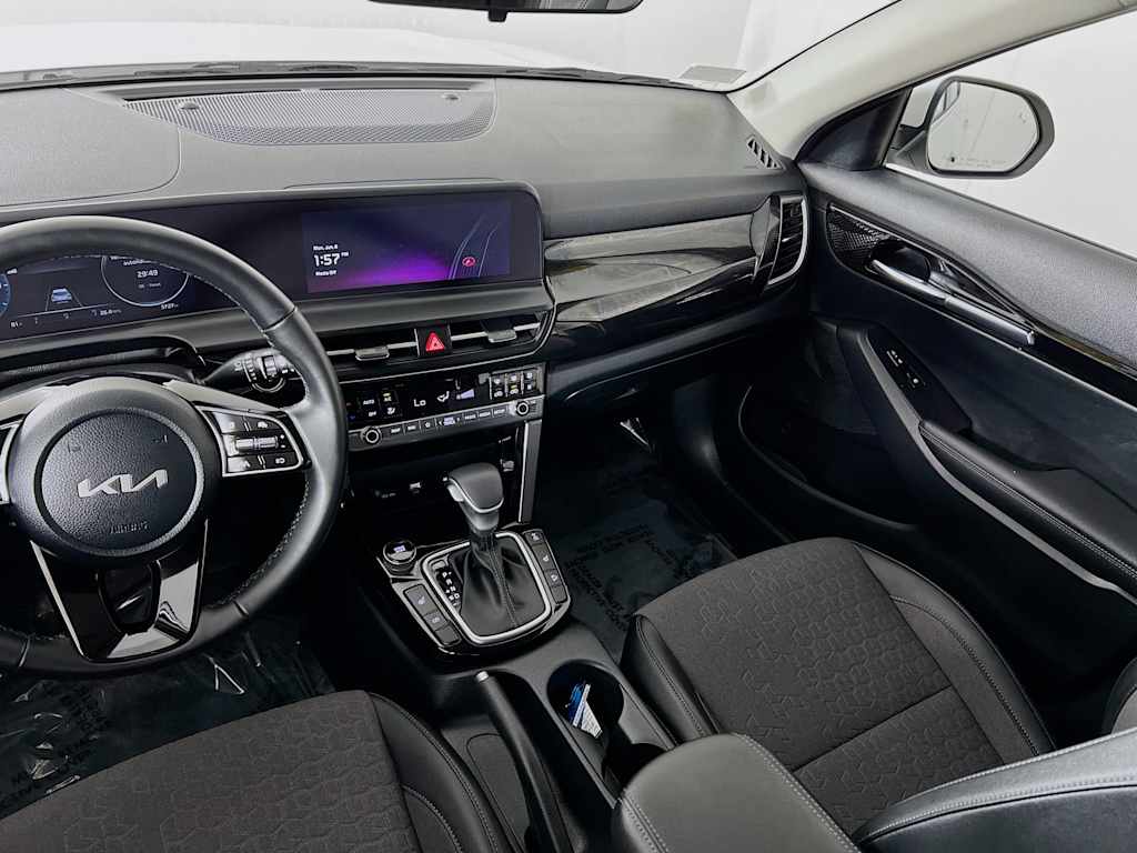 2024 Kia Seltos — photo 24