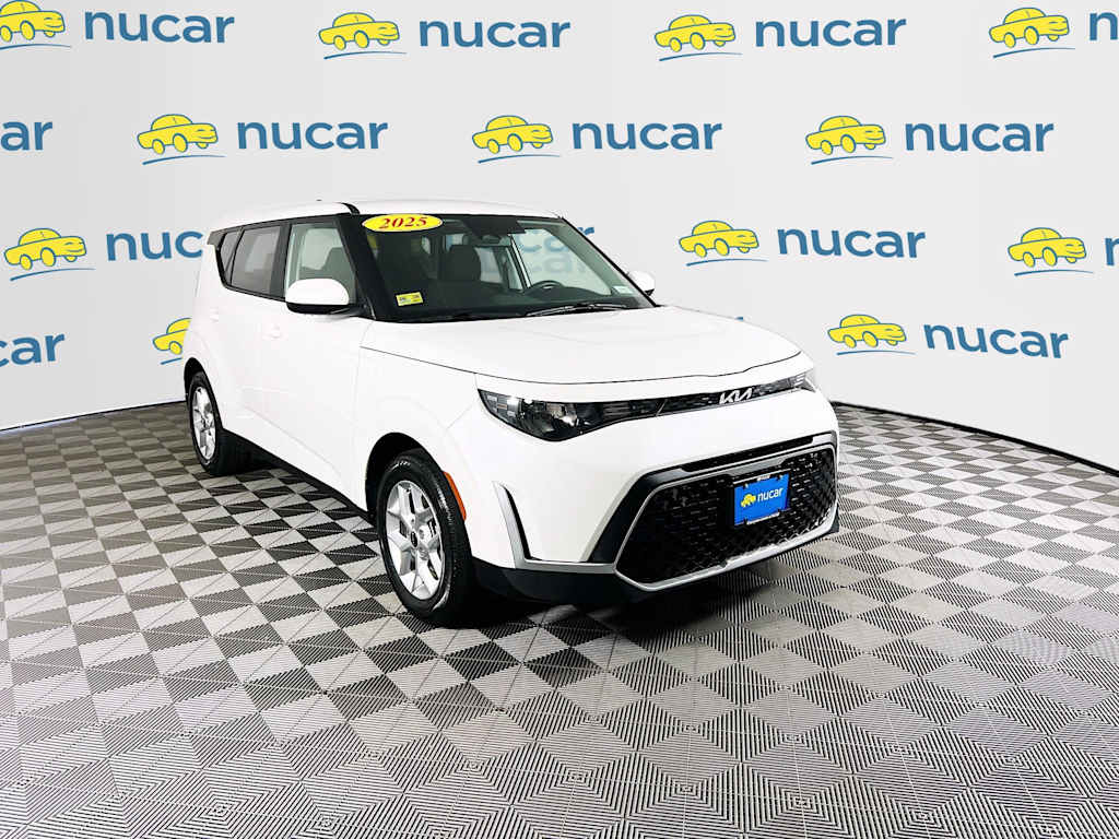 2025 Kia Soul — photo 1