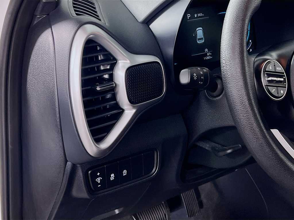 2025 Kia Soul — photo 10