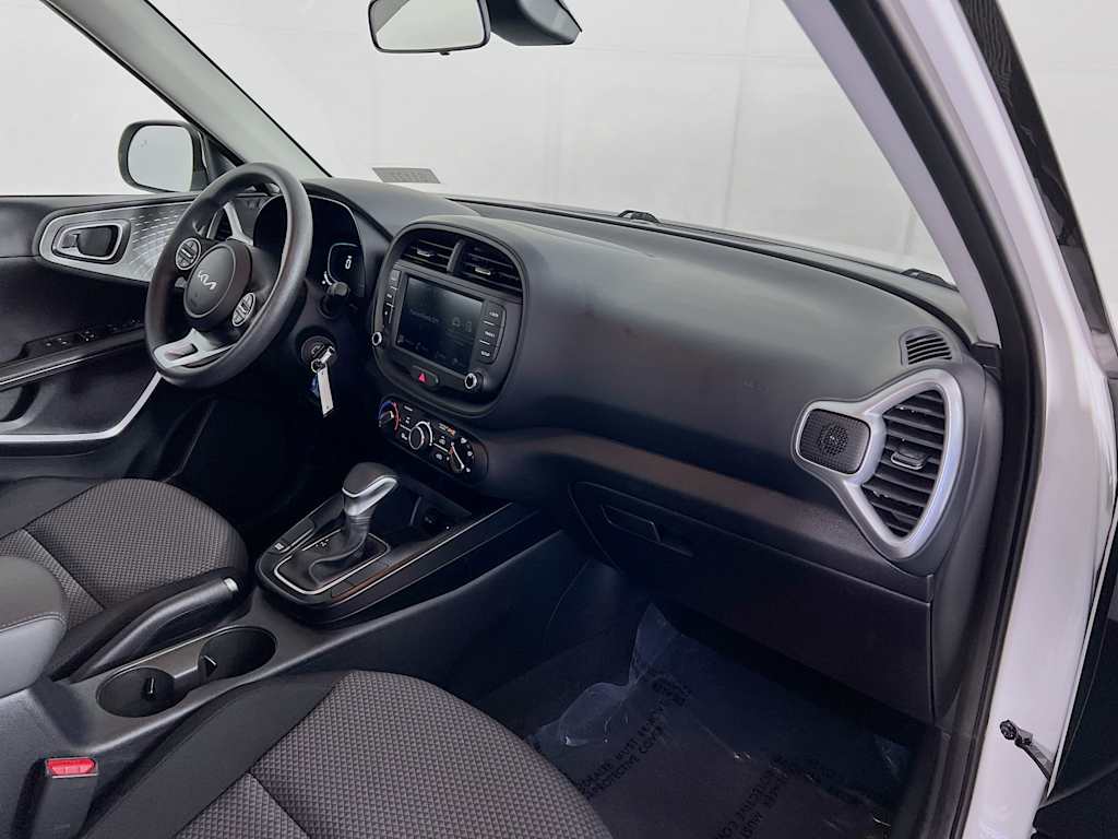 2025 Kia Soul — photo 27