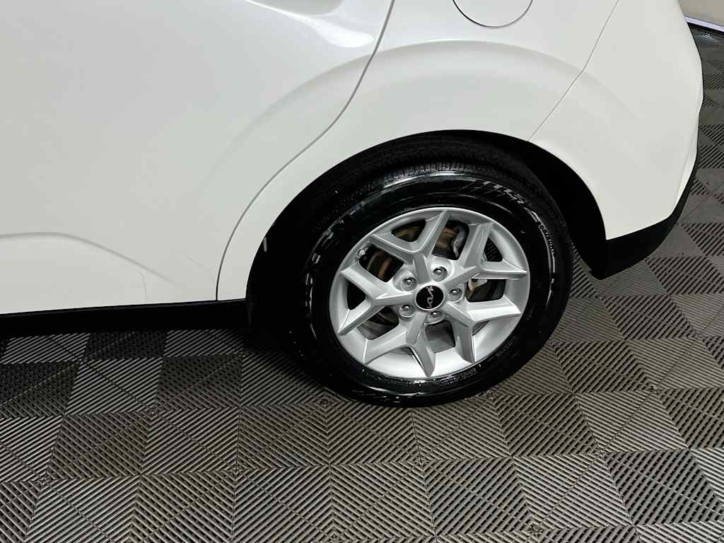 2025 Kia Soul — photo 29