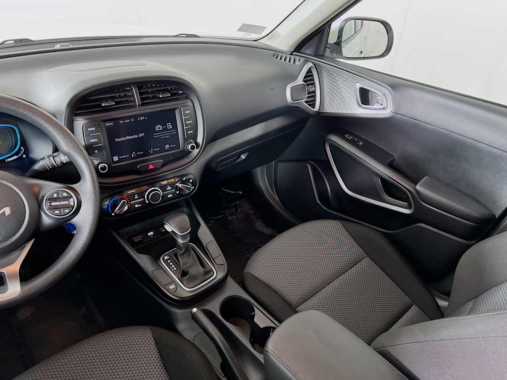 2025 Kia Soul — photo 22
