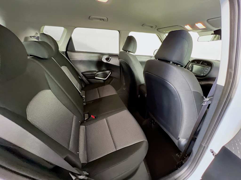 2025 Kia Soul — photo 25