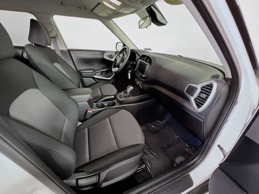 2025 Kia Soul — photo 26