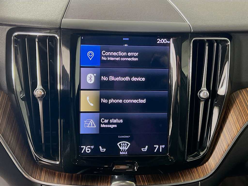 2021 Volvo XC60 — photo 15