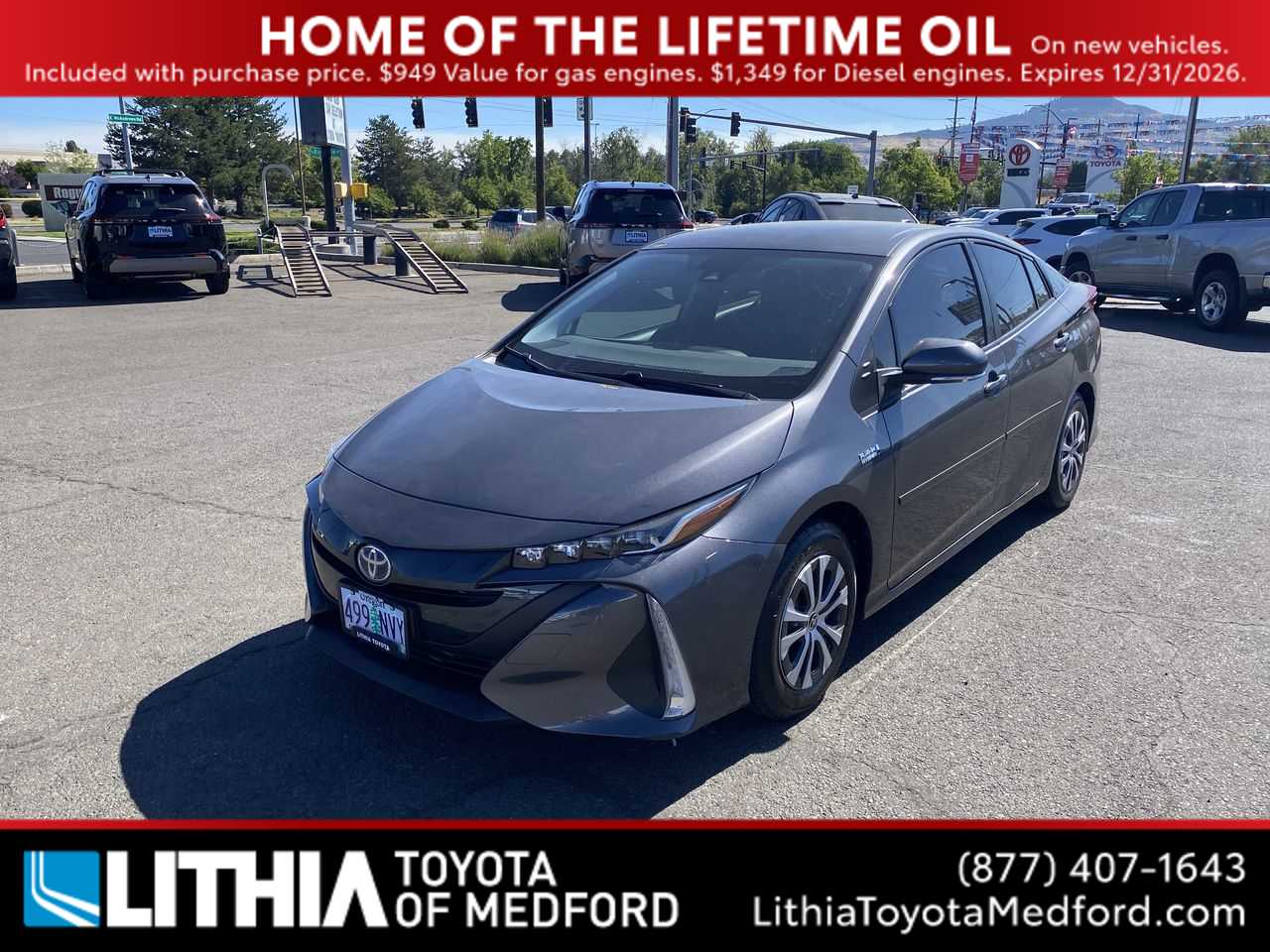 Magnetic Gray Metallic 2022 Toyota Prius Prime Hatchback Front-Wheel Drive Continuously Variable Transmission