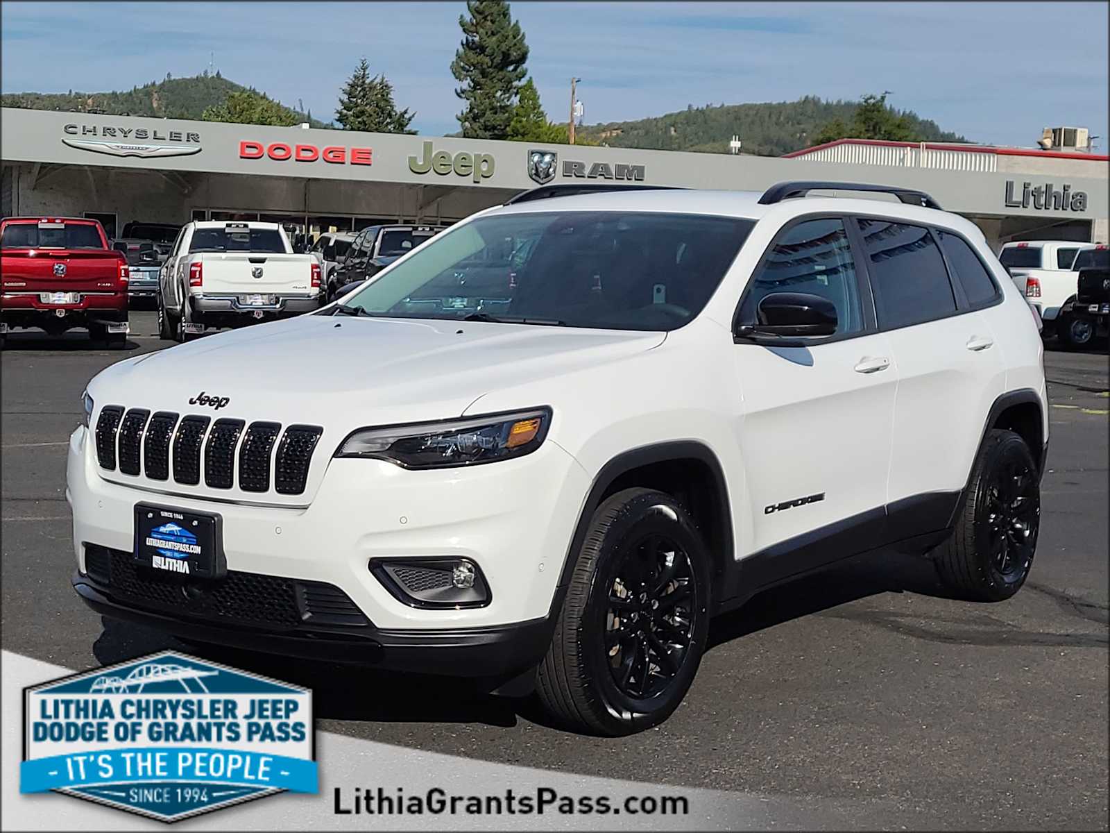 2023 Jeep Cherokee Altitude Lux