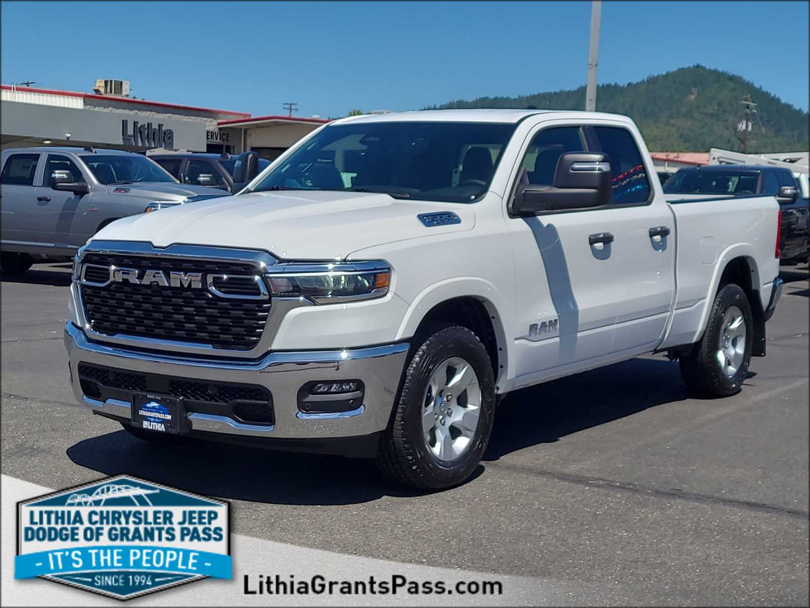 2025 RAM 1500 Big Horn 4x4 Quad Cab 64 Box