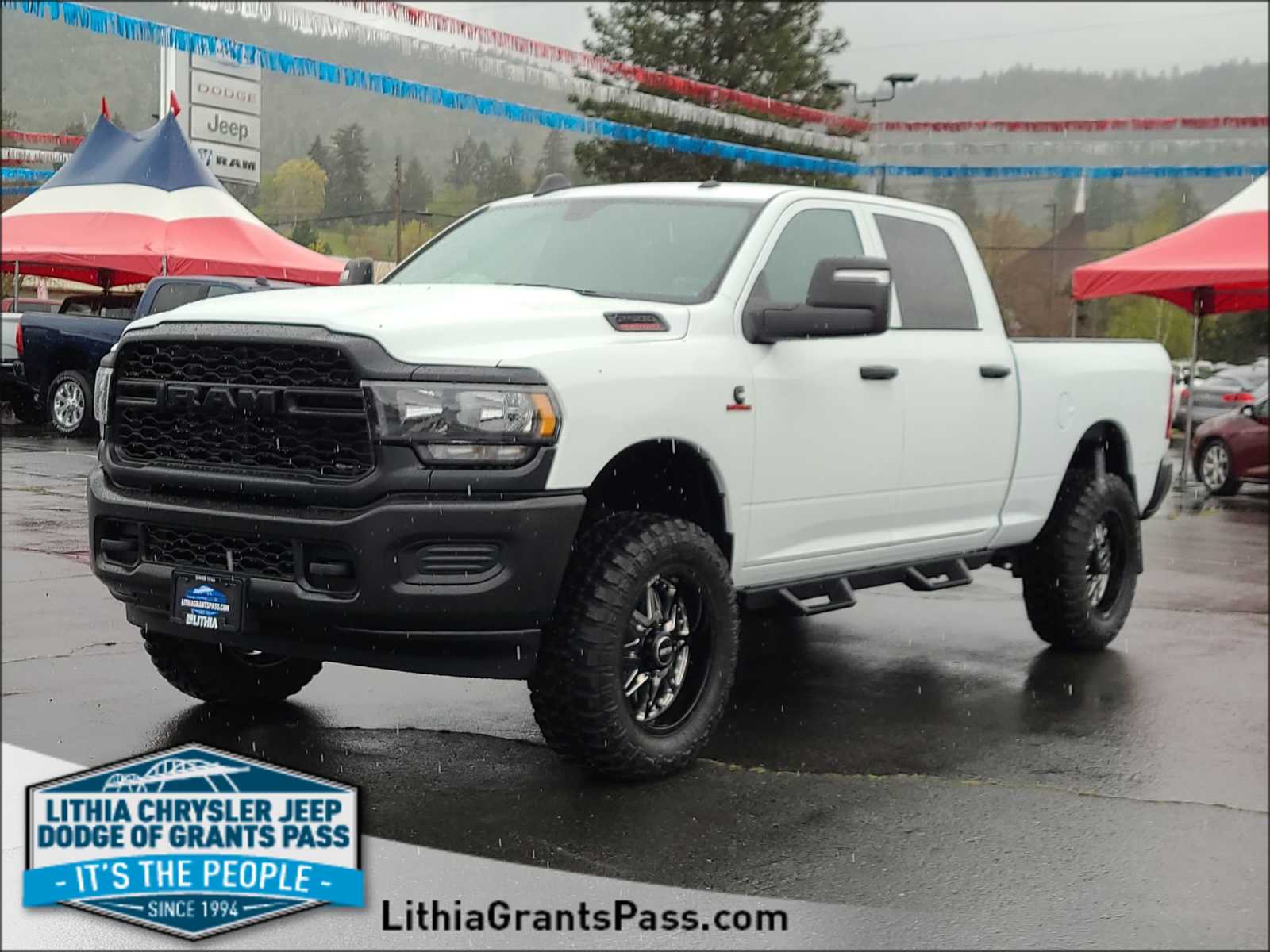 2024 RAM 2500 Tradesman 4x4 Crew Cab 64 Box