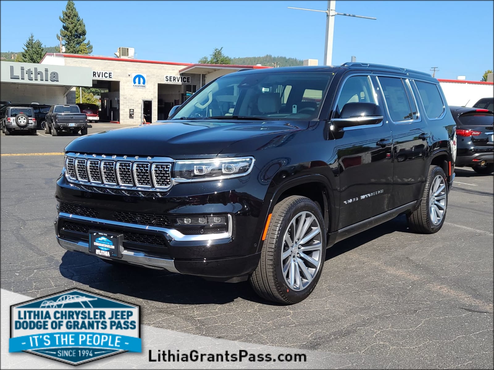 2023 Jeep Grand Wagoneer 