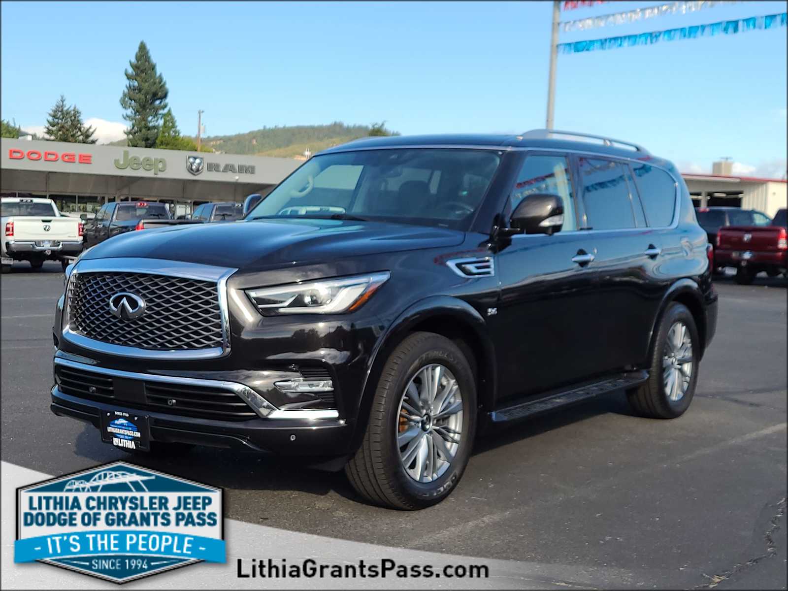 2019 INFINITI QX80 LUXE