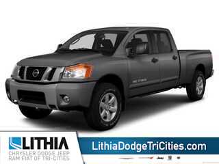 2013 Nissan Titan PRO-4X Crew Cab 4WD