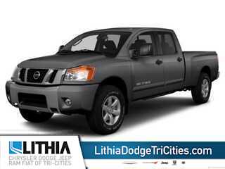 2013 Nissan Titan PRO-4X Crew Cab 4WD