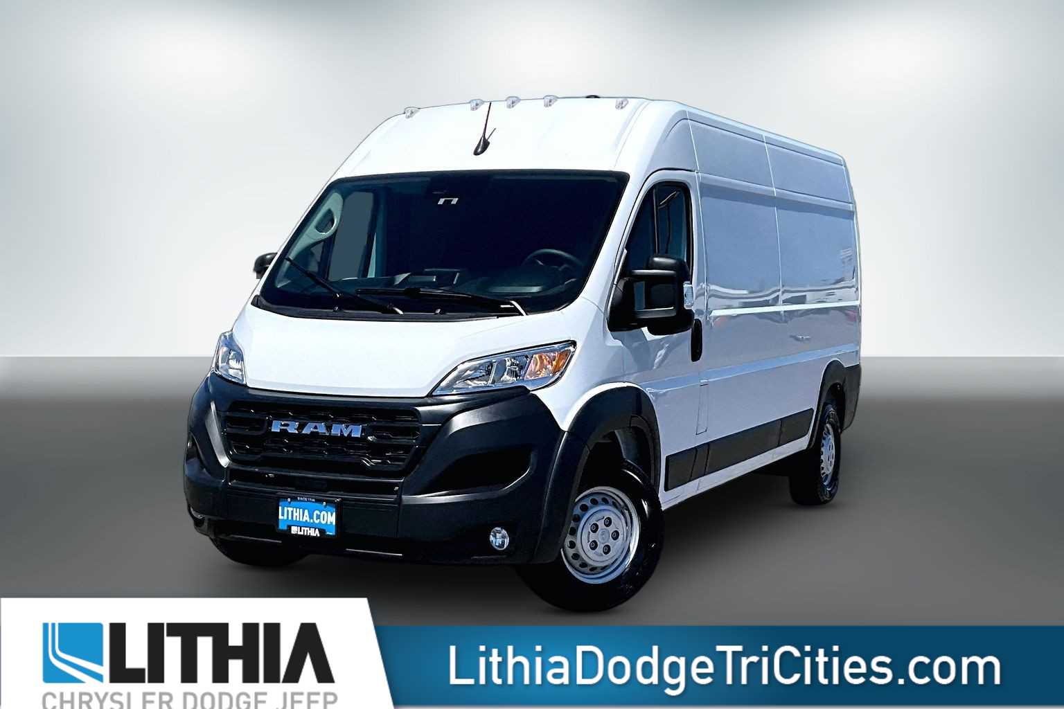 Bright White Clearcoat 2026 RAM ProMaster 2500 Tradesman 159 High Roof Cargo Van FWD Van Front-Wheel Drive 9-Speed Automatic