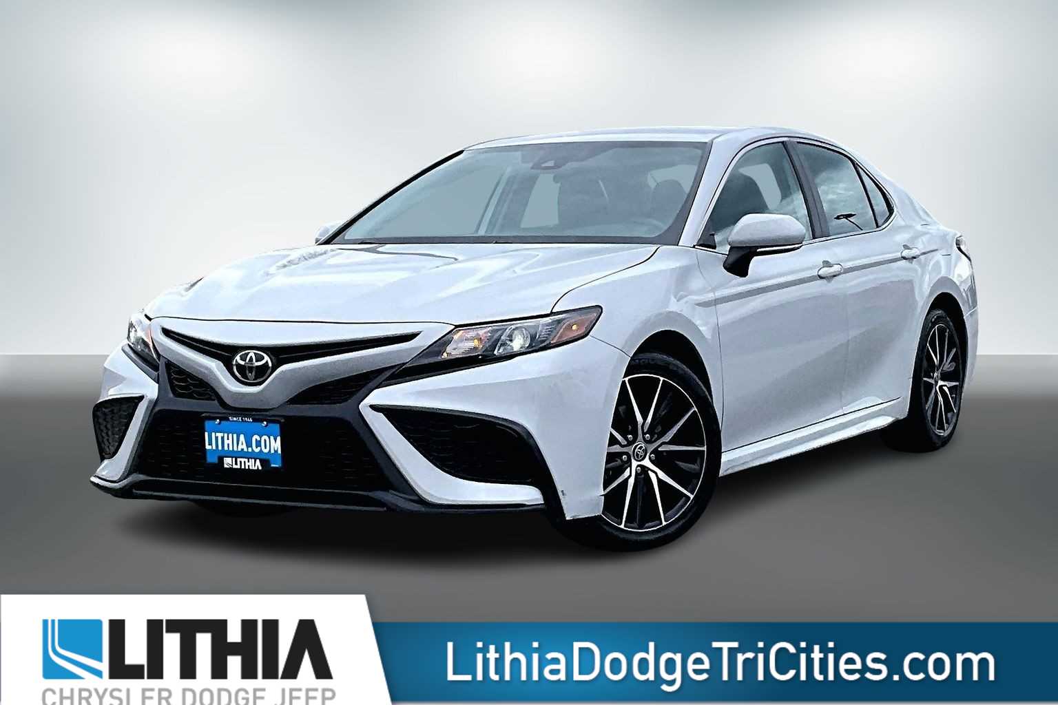 2023 Toyota Camry SE FWD