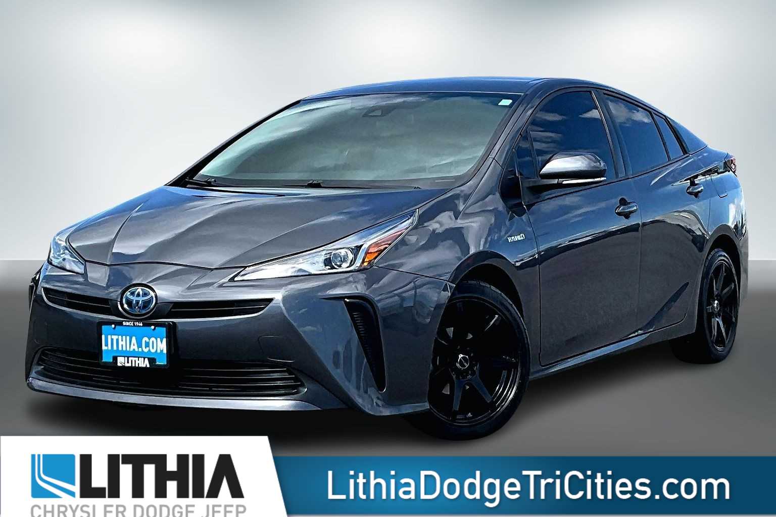 2021 Toyota Prius L Eco FWD
