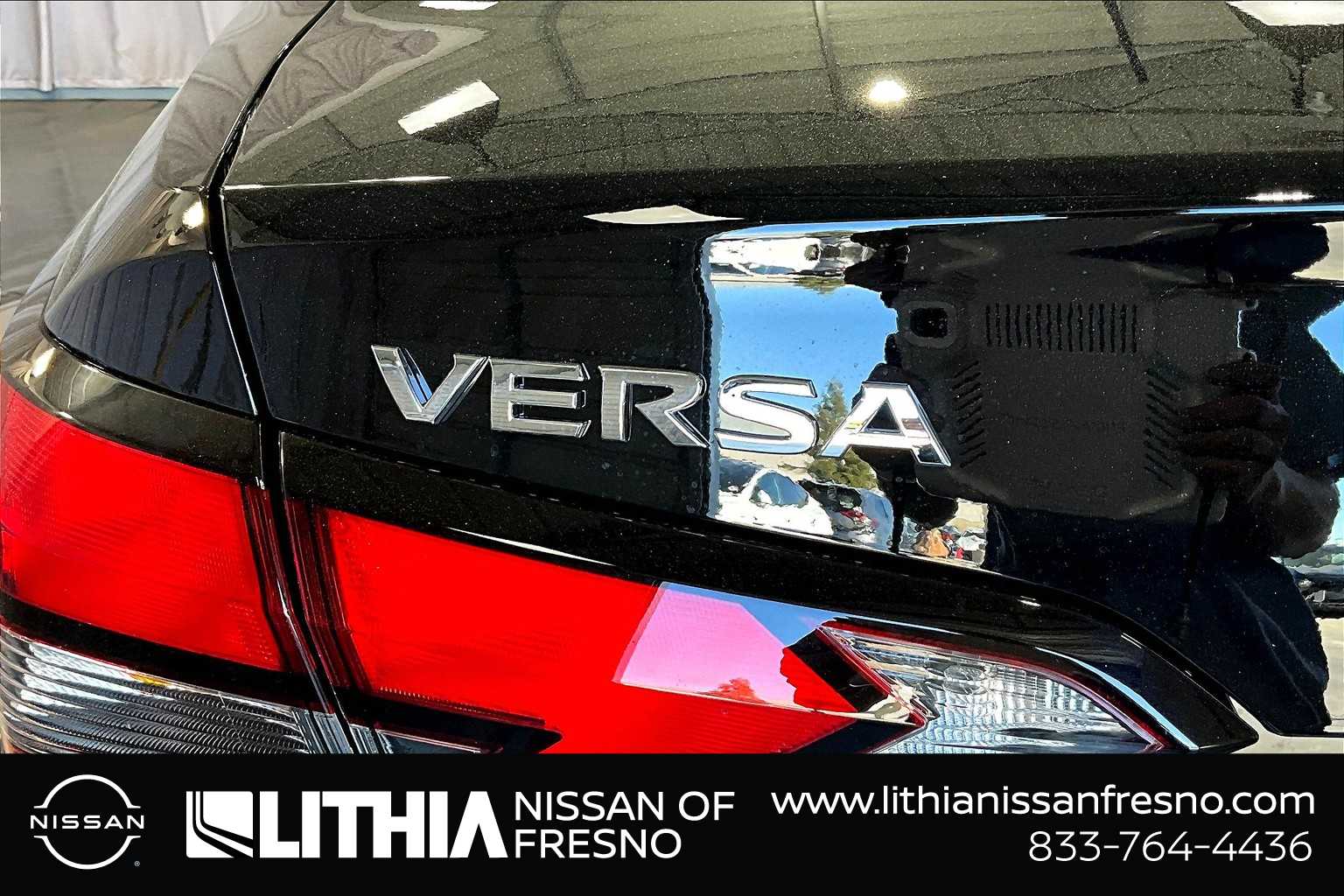 2024 Nissan Versa S 7