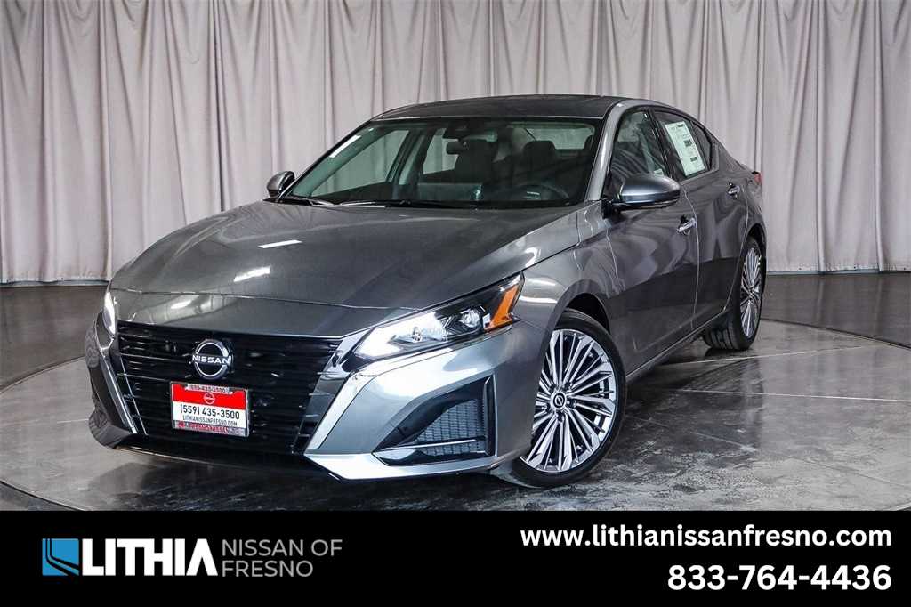 2025 Nissan Altima SL