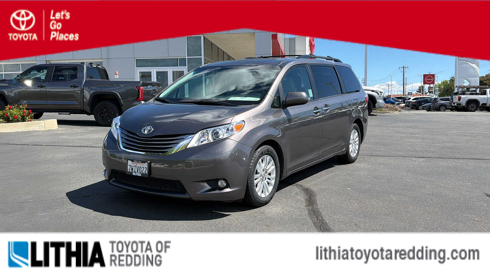 Predawn Gray Mica 2017 Toyota Sienna XLE Premium 8-Passenger FWD Minivan Front-Wheel Drive 8-Speed Automatic