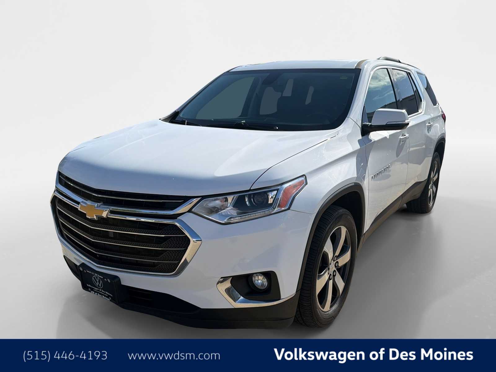 Summit White 2019 Chevrolet Traverse SUV / Crossover Front-Wheel Drive 9-Speed Automatic