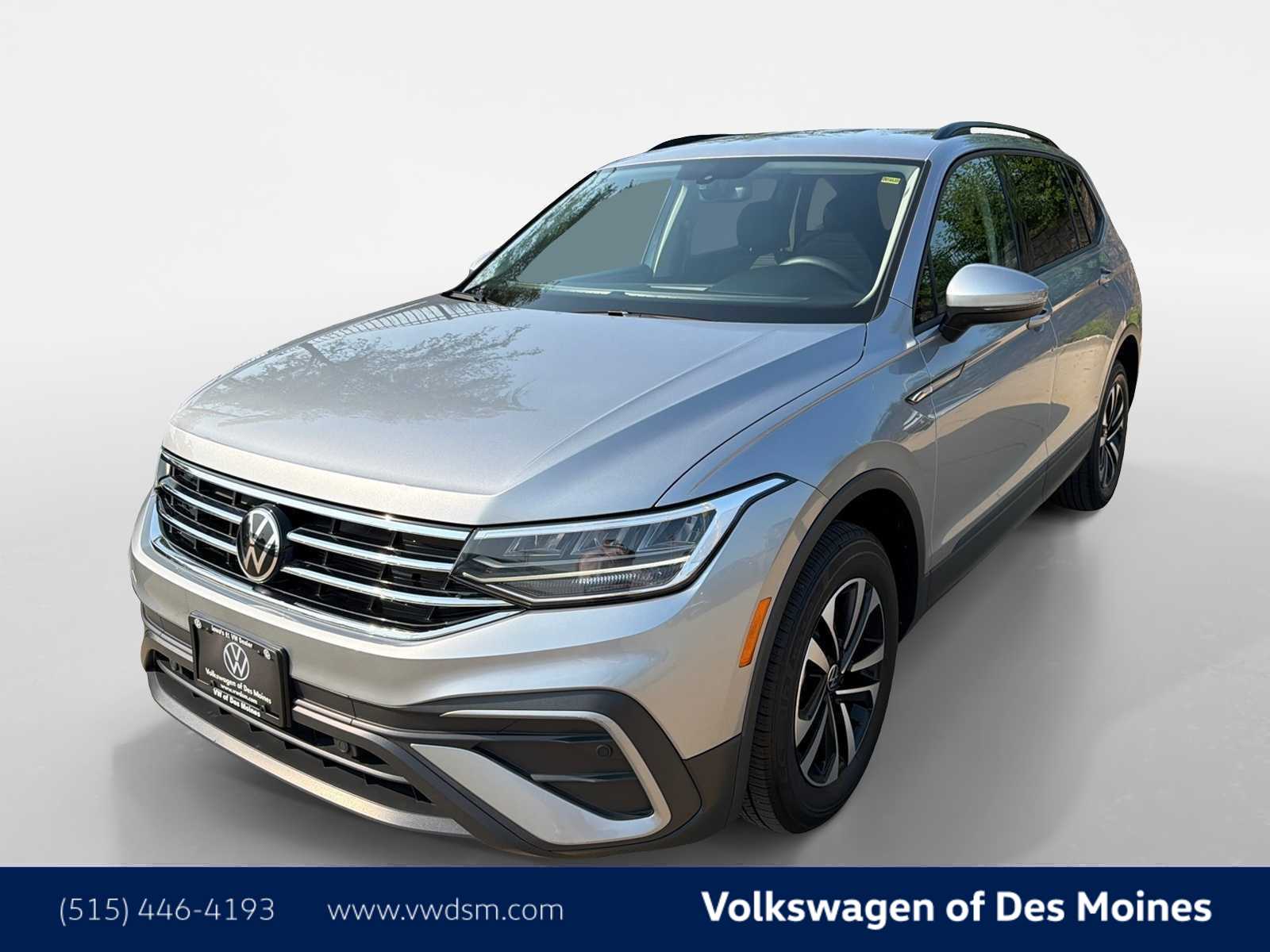 Pyrite Silver Metallic 2023 Volkswagen Tiguan SUV / Crossover All-Wheel Drive 8-Speed Automatic