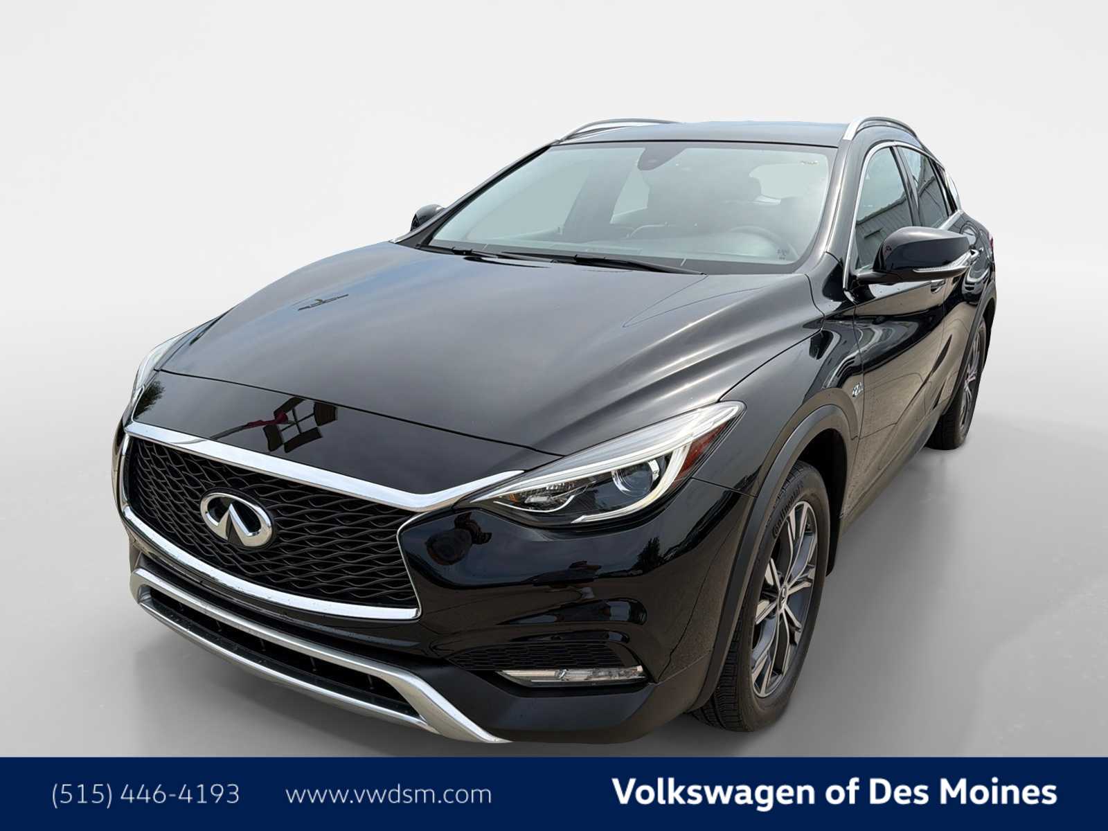 2017 INFINITI QX30 Premium AWD