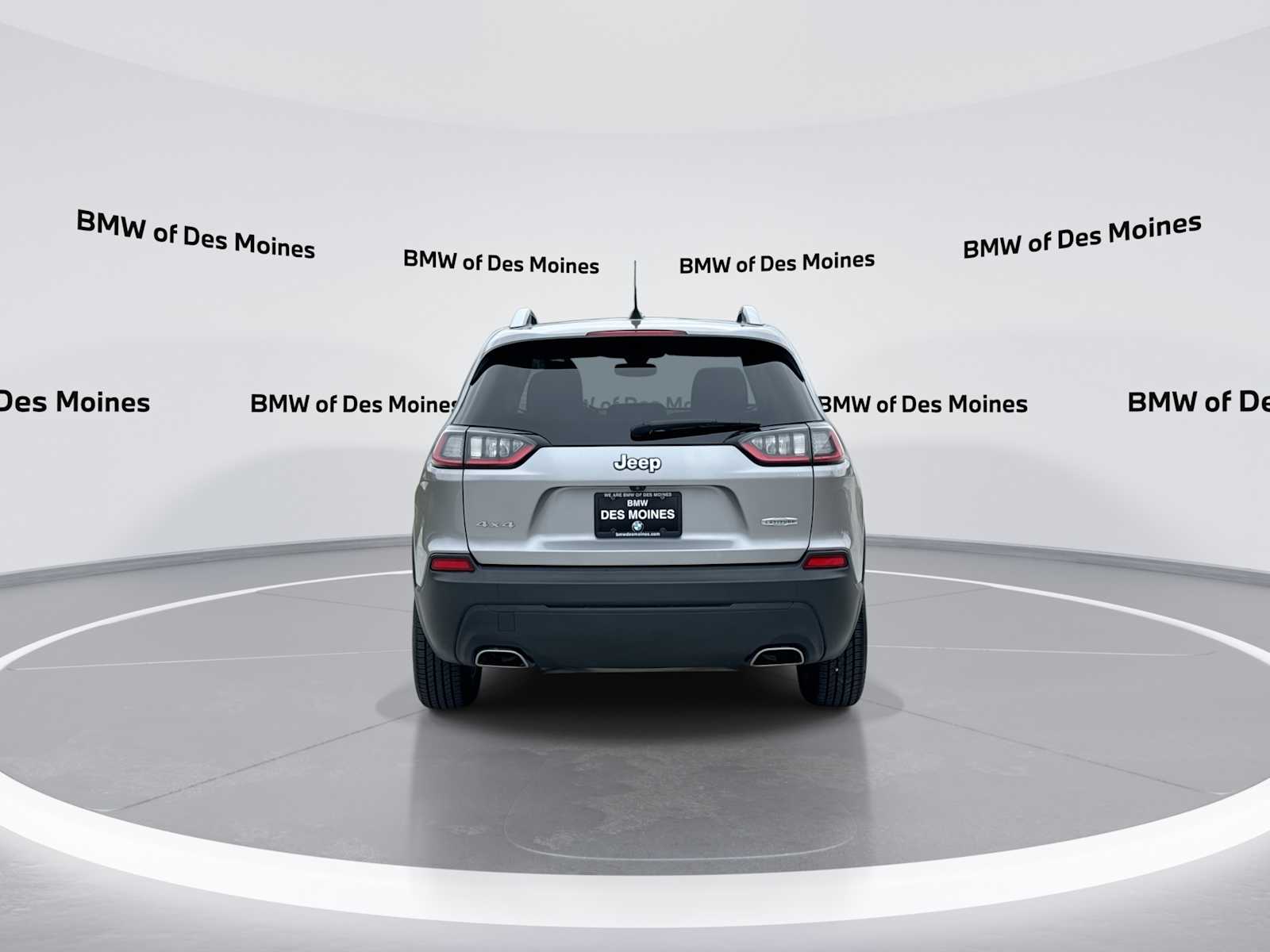 View vehicle photo 7