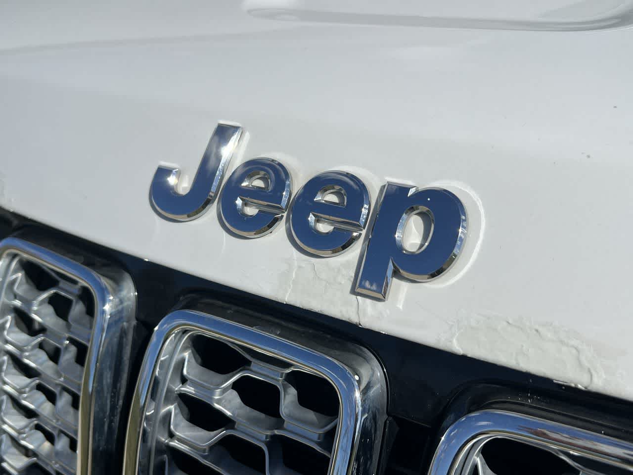 2017 Jeep Grand Cherokee Summit 11