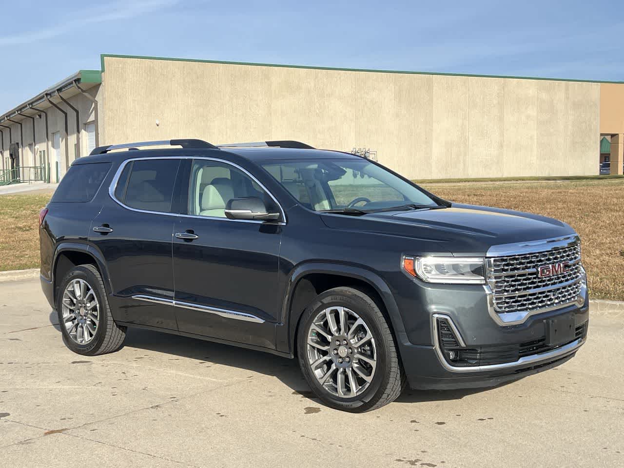 2021 GMC Acadia Denali 8