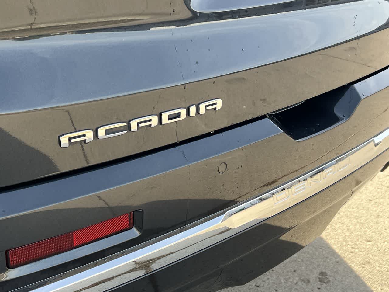 2021 GMC Acadia Denali 12