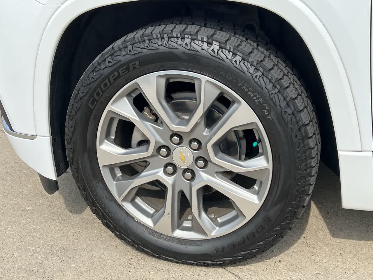 2019 Chevrolet Traverse Premier 13