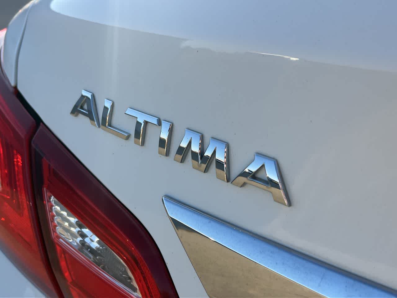 2016 Nissan Altima 2.5 S 8