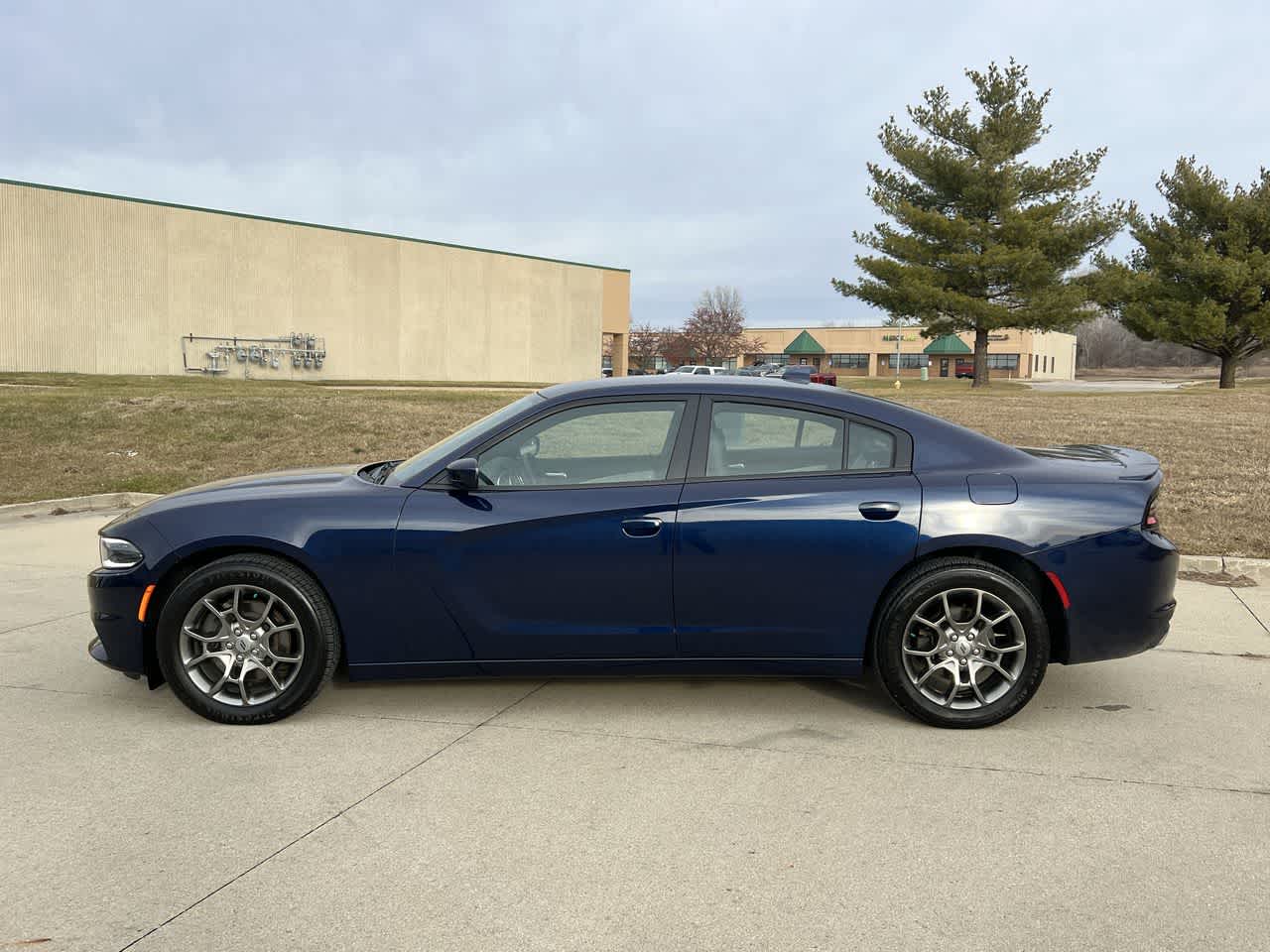 2017 Dodge Charger SXT 3