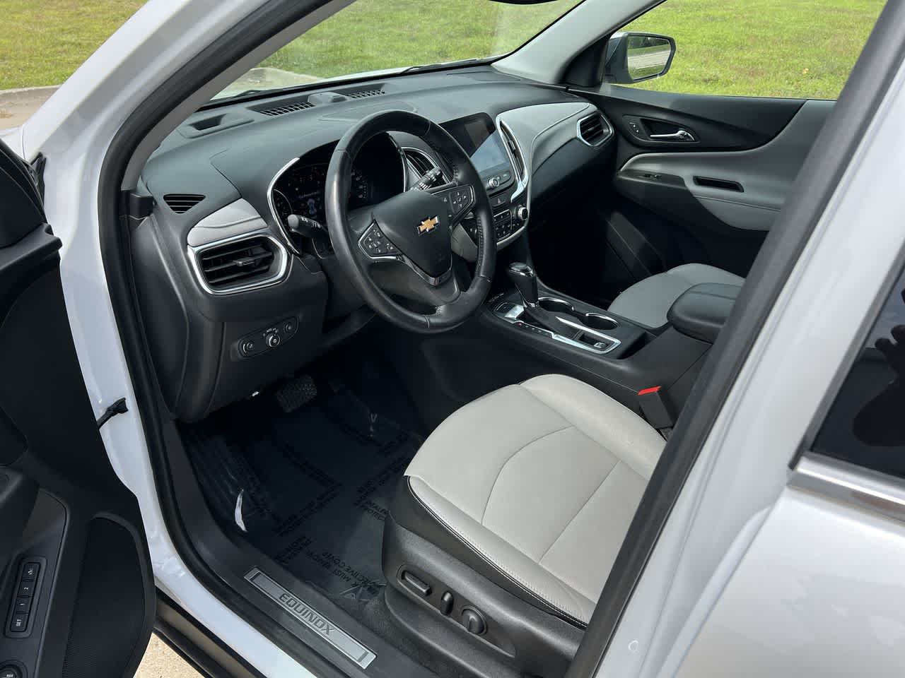 2021 Chevrolet Equinox Premier 2