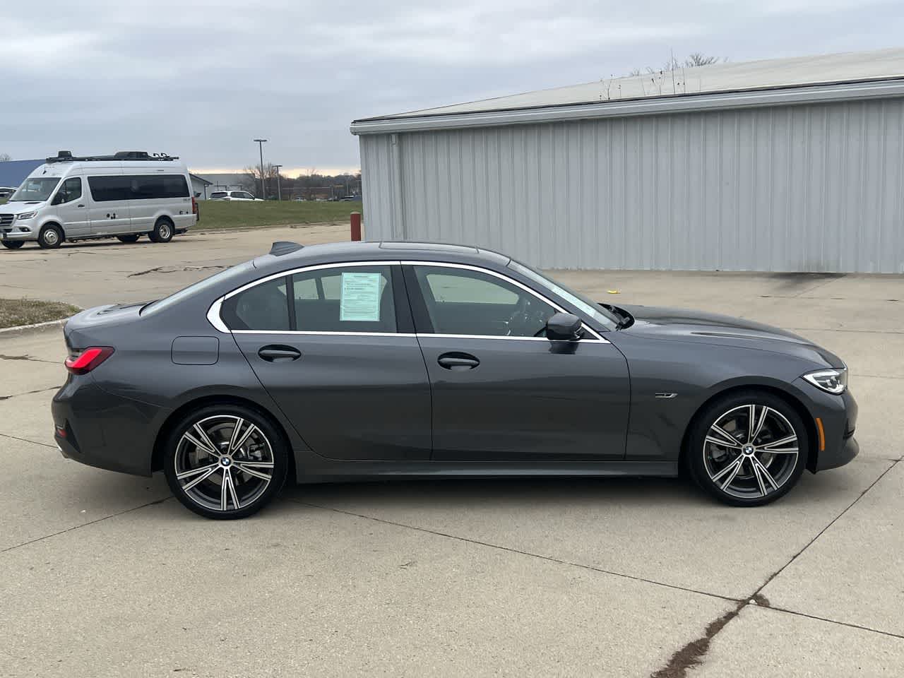 2022 BMW 3 Series 330e xDrive 7