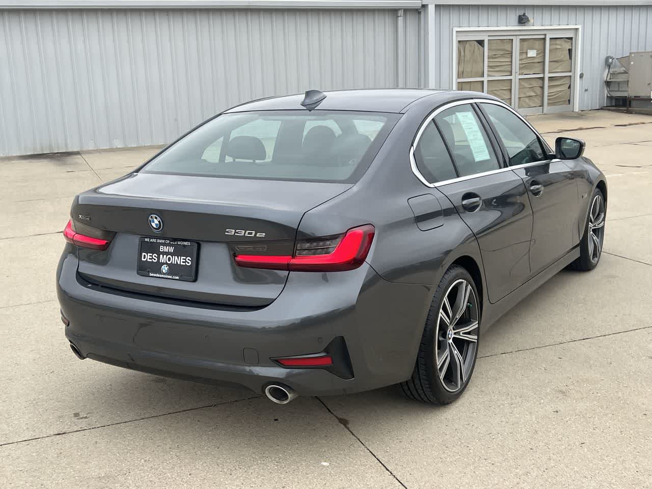 2022 BMW 3 Series 330e xDrive 6