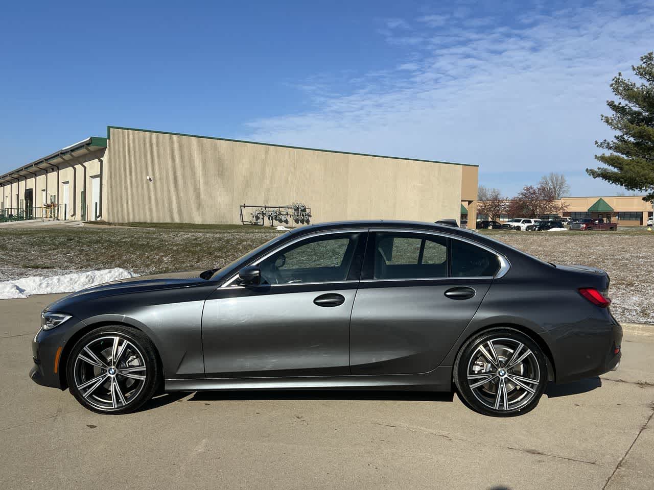 2021 BMW 3 Series 330i xDrive 3