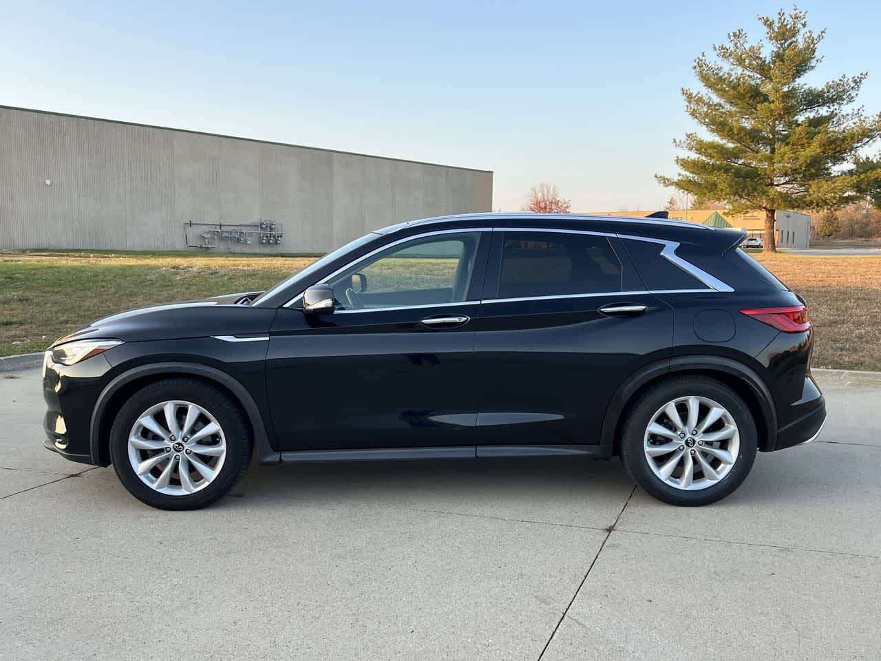 2019 INFINITI QX50 ESSENTIAL 3