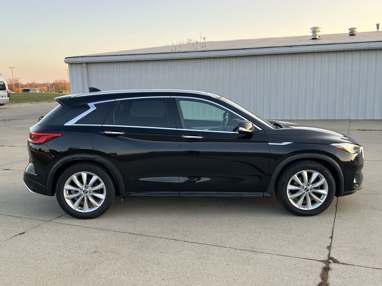 2019 INFINITI QX50 ESSENTIAL 7