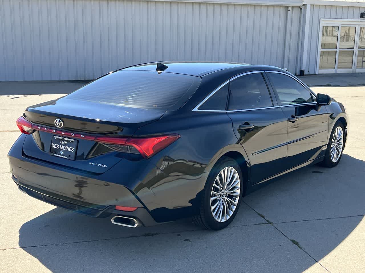 2019 Toyota Avalon Limited 6