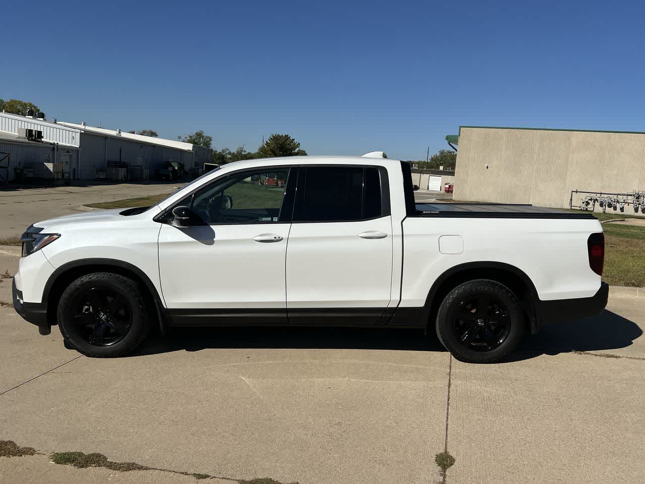 2021 Honda Ridgeline Black Edition AWD 3