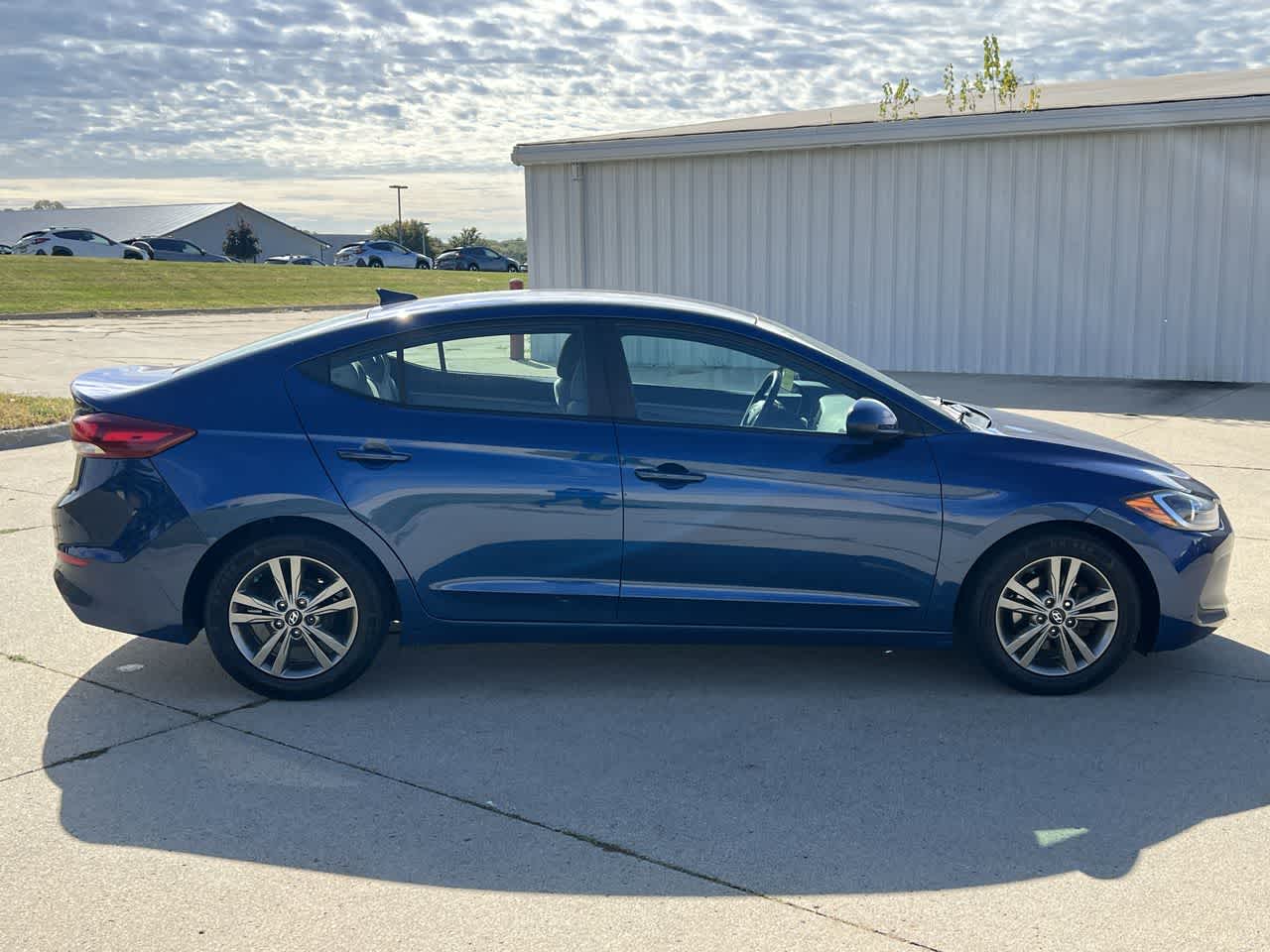 2017 Hyundai Elantra SE 7